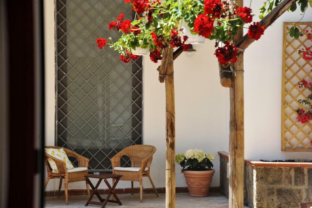 Secret Garden Apartment Castellammare di Stabia Buitenkant foto